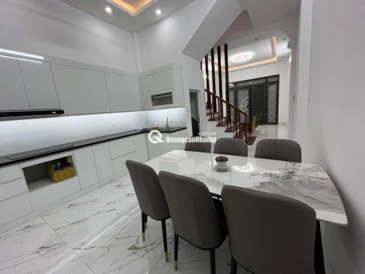 P/Lô oto nội thất V.I.P ở ngay gần Quang Trung, Hà Đông, dt 45mX4T, mt 4M, gần 9TỶ